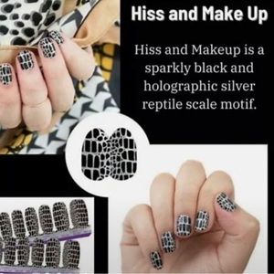 3/$30 Color Street Hiss and Make up